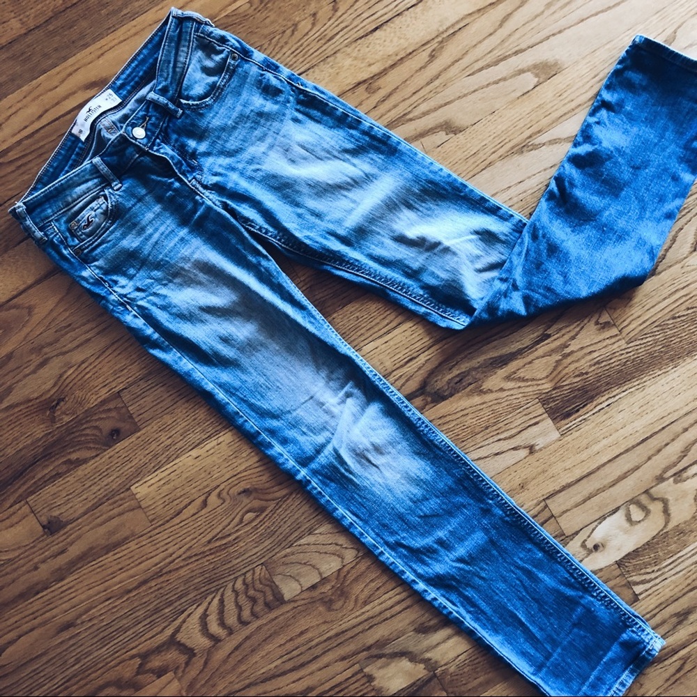 Hollister skinny jeans